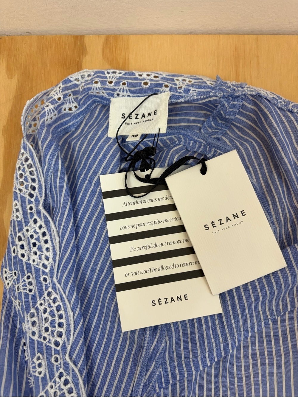 NWT Sezane Tracy Open-Back/Tie-Back Blouse Embroidered Trim - Picture 6 of 10